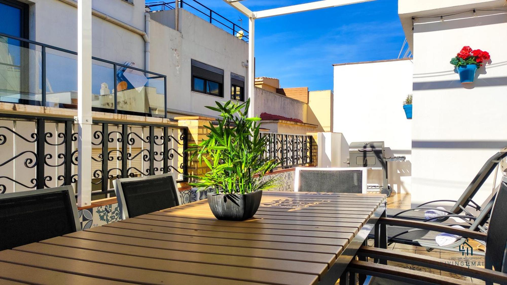 Ferienwohnung Living4Malaga Sun&Terrace Penthouse Exterior foto